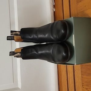 Blundstone Heeled Boots #1671WOMEN'S SERIESHEELED BOOTS - BLACK Size 10